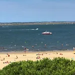 Appartement T3 Au Centre D\'Arcachon Avec Vue Mer, Terrasse Et Parking Securise - Fr-1-374-74
