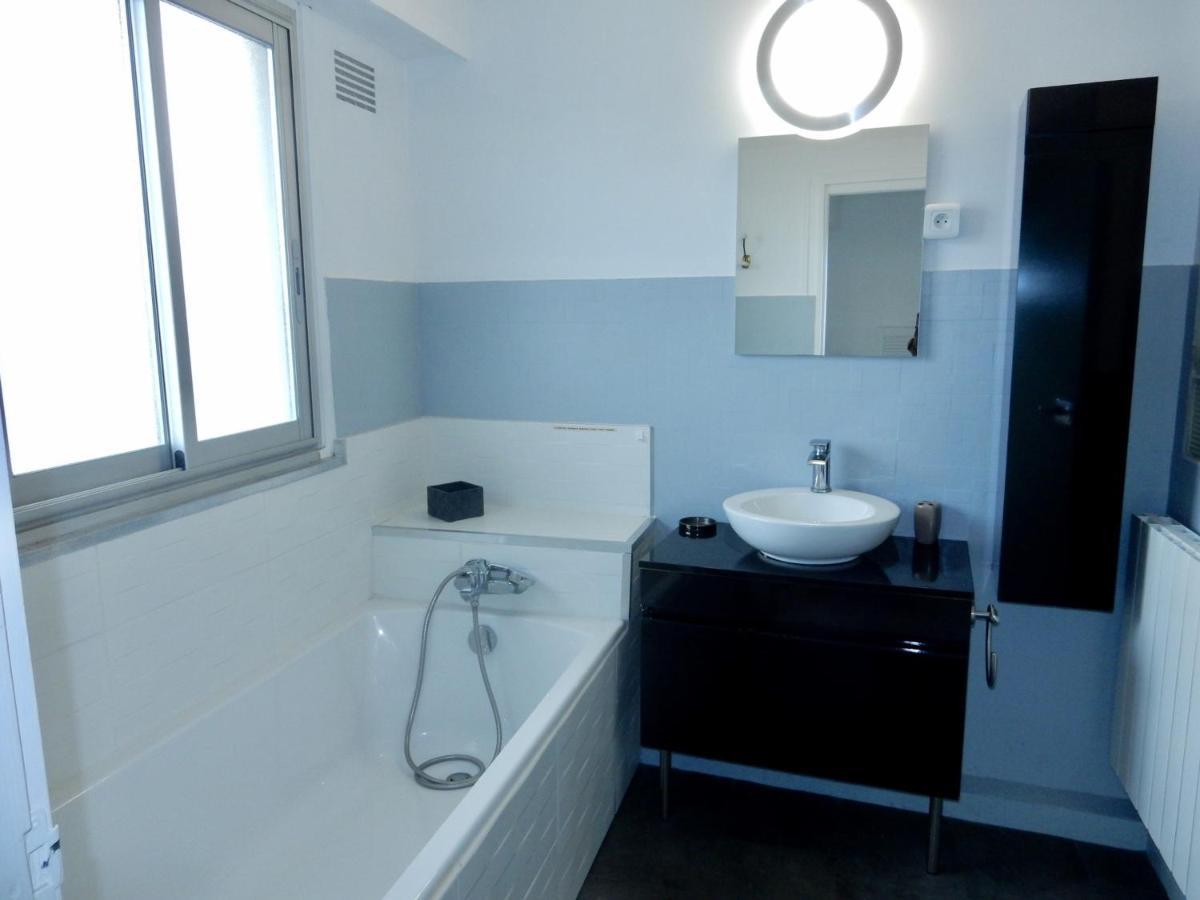 Apartment T3 Au Centre D'arcachon Avec Vue Mer, Terrasse Et Parking Securise - Fr-1-374-74 *